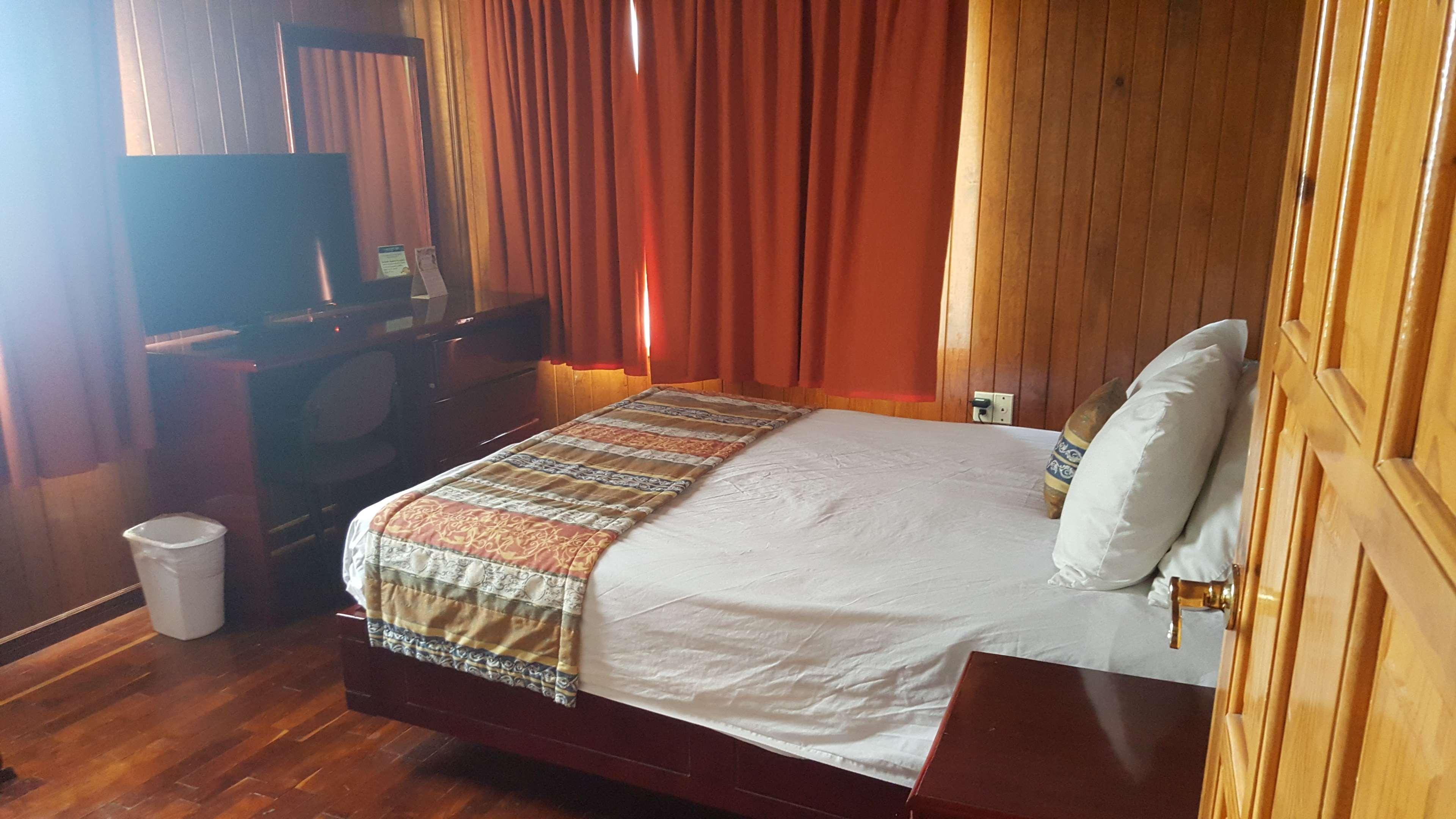 Best Western Bazarell Inn Montemorelos Ngoại thất bức ảnh