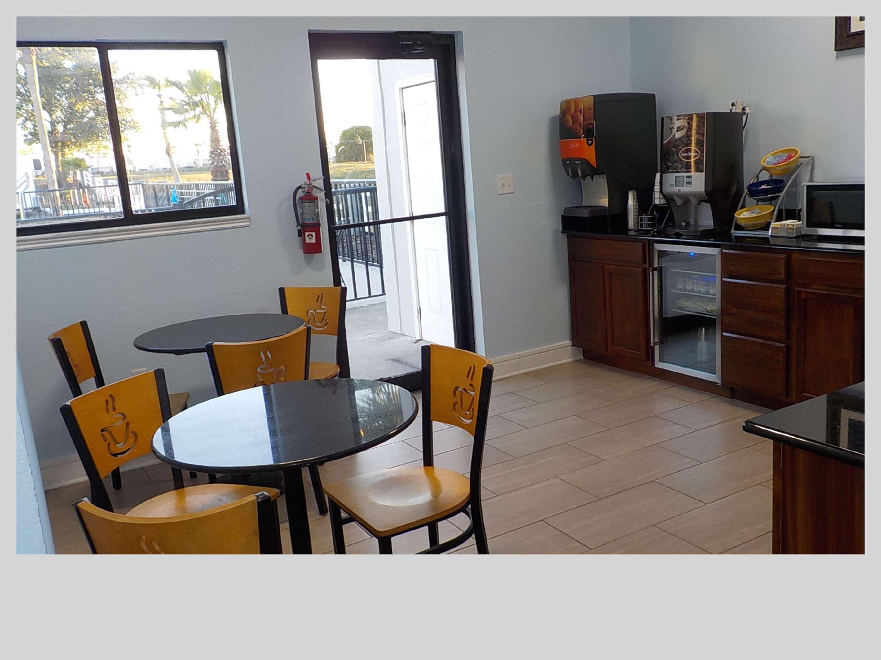 Best Western Bazarell Inn Montemorelos Ngoại thất bức ảnh