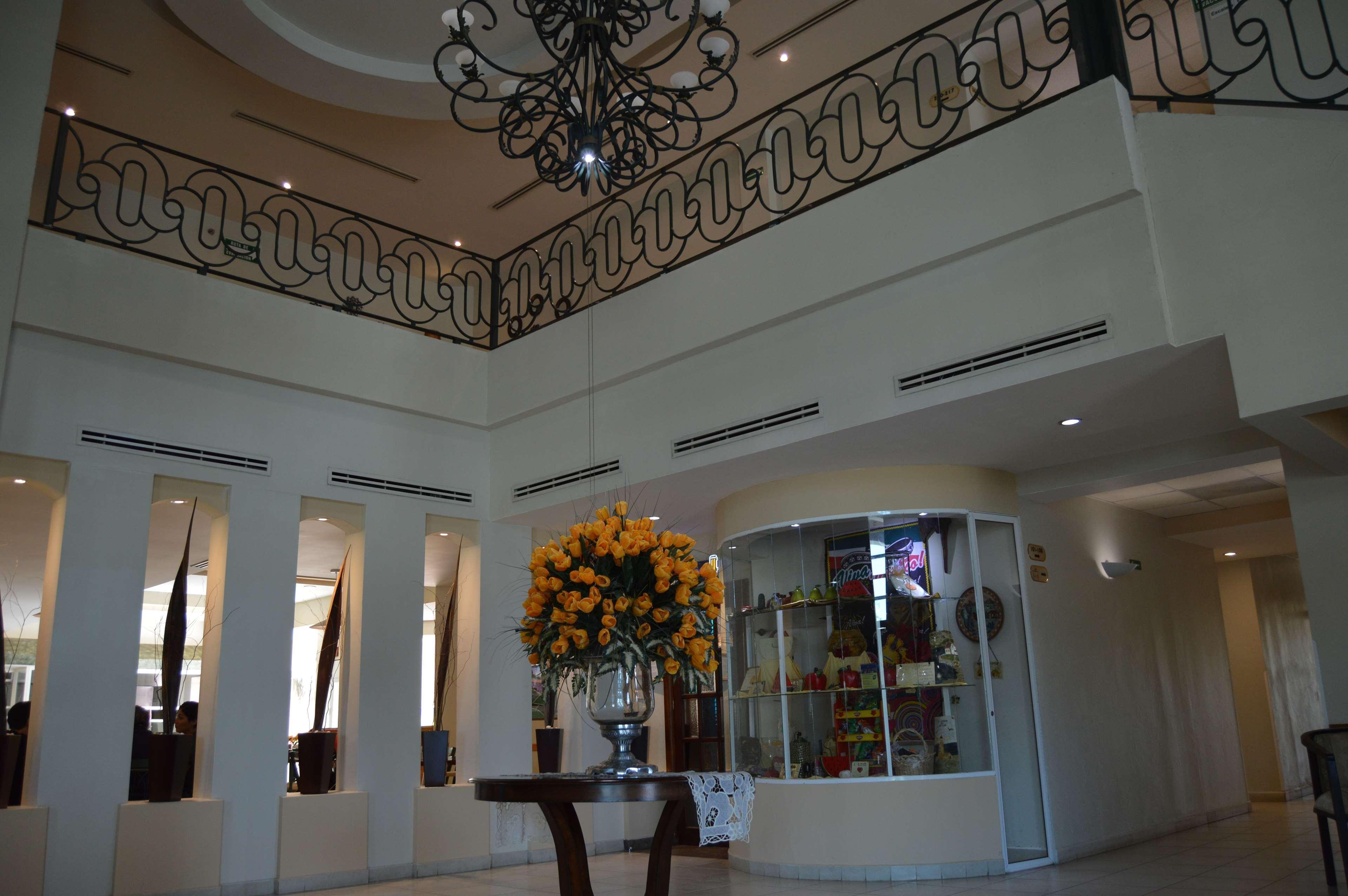 Best Western Bazarell Inn Montemorelos Ngoại thất bức ảnh